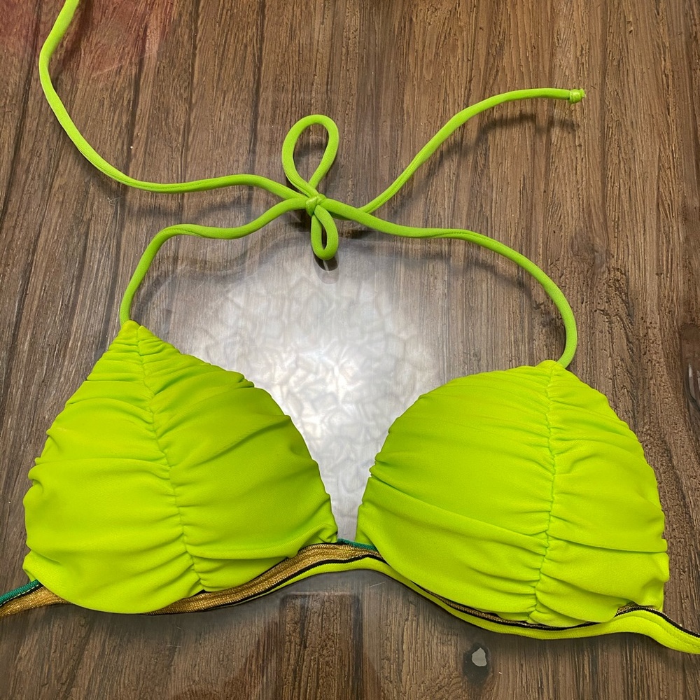 Bikini top